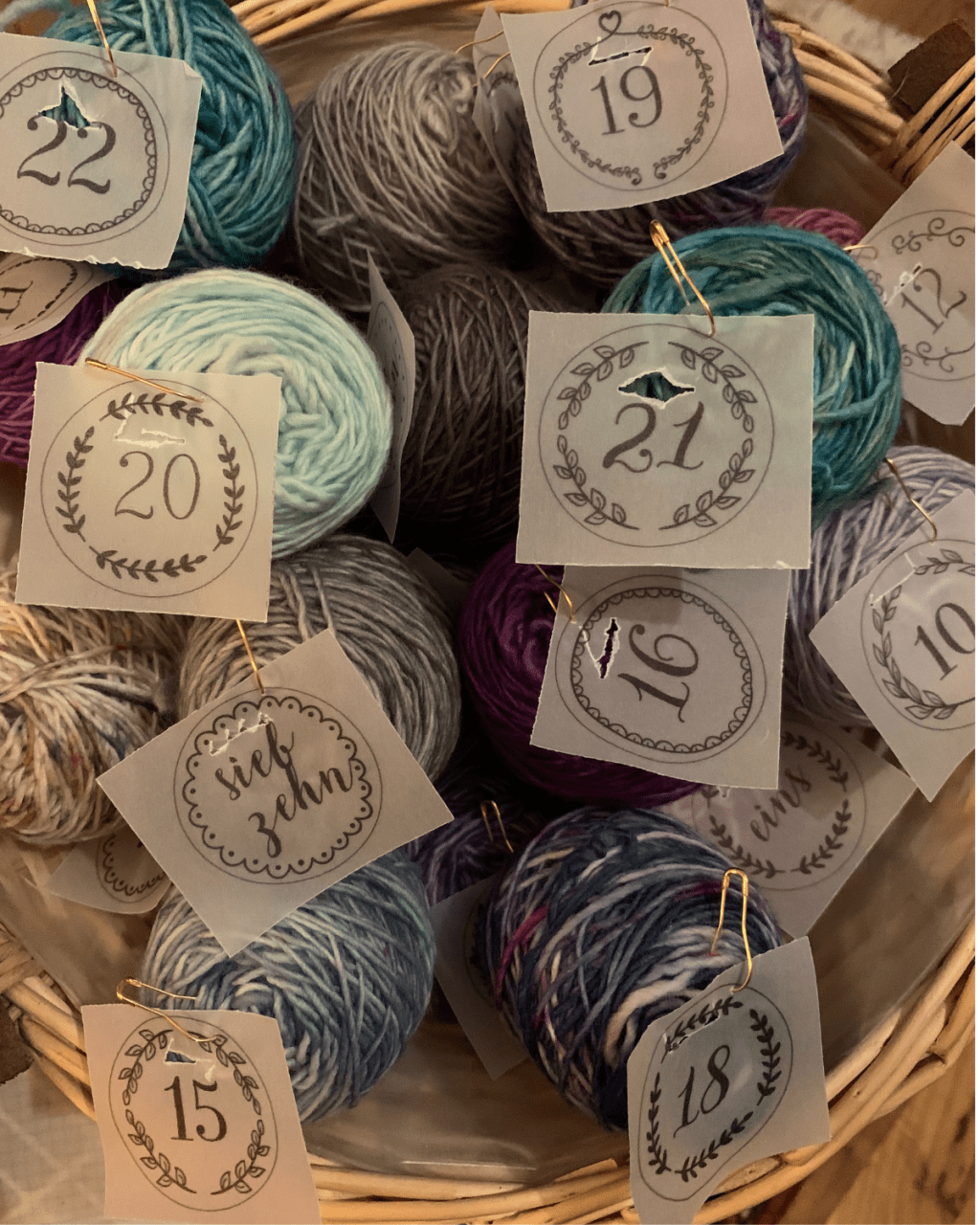 Strickideen für deine Adventskalender-Minis